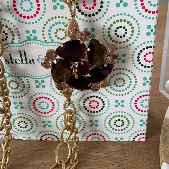 Necklace - Picture 2 of 2